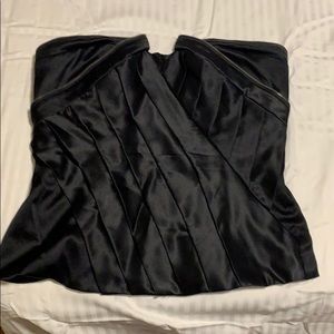 Black strapless shirt